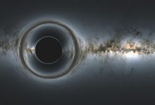 Can we solve the black hole information paradox with the help of "photon spheres"?