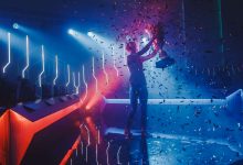 Les Game Awards est une cérémonie annuelle de remise de prix honorant les jeux vidéo qui a été créée en 2014, par le journaliste Geoff Keighley. © Gorodenkoff, Adobe Stock