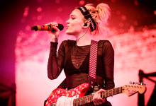 Grimes s’est fait connaître à l’international avec son troisième album, «Visions», sorti en janvier 2012.