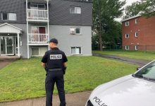 Search on Reynolds Street: Police take stock - M105